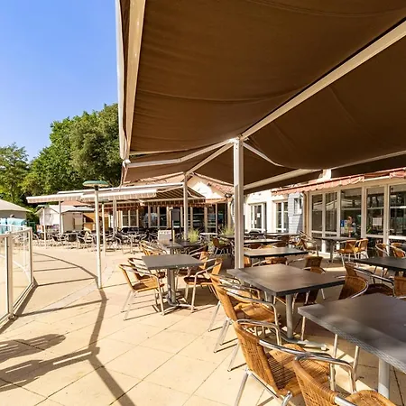 Mobil 8 Personnes Кемпинг Сен-Бревен-ле-Пен