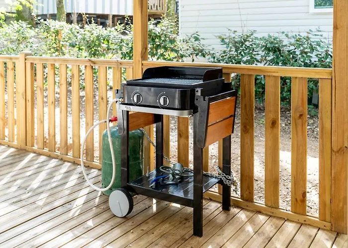 Kemp Mobil 8 Personnes 4*